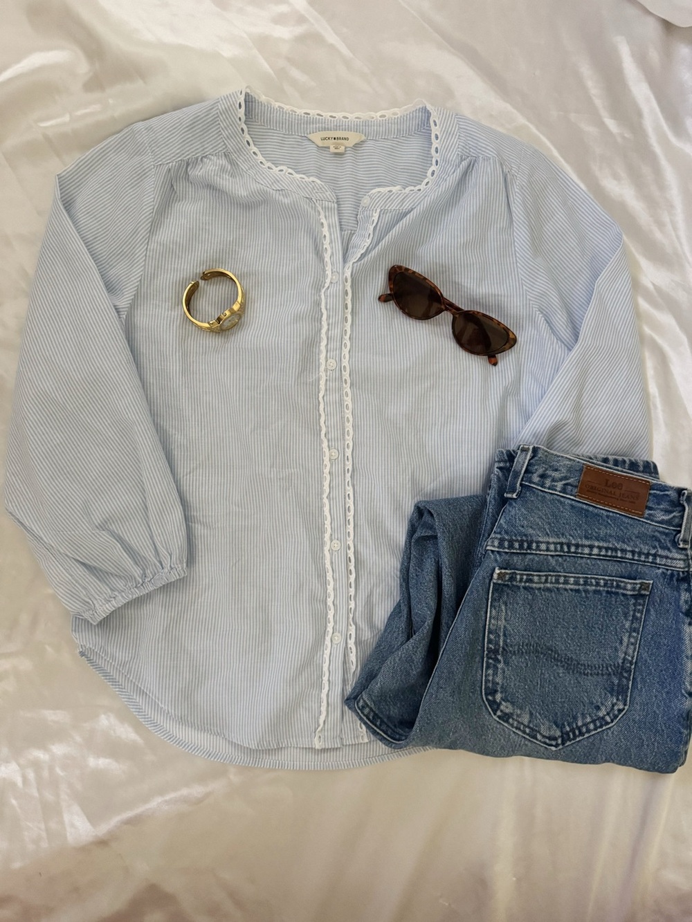 100% cotton Lucky Brand Light Blue Pinstriped Button-Front Blouse with Lace Trim